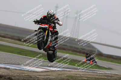 media/Nov-29-2025-TrackDaz (Sat) [[10ae2d9bce]]/A Group/Session 4 (Wheelie Bump)/